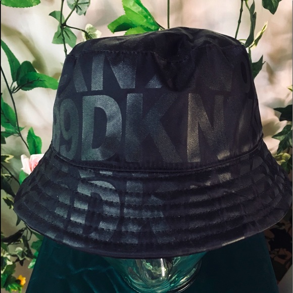 New authentic DKNY logo black bucket hat π€ - Picture 3 of 5